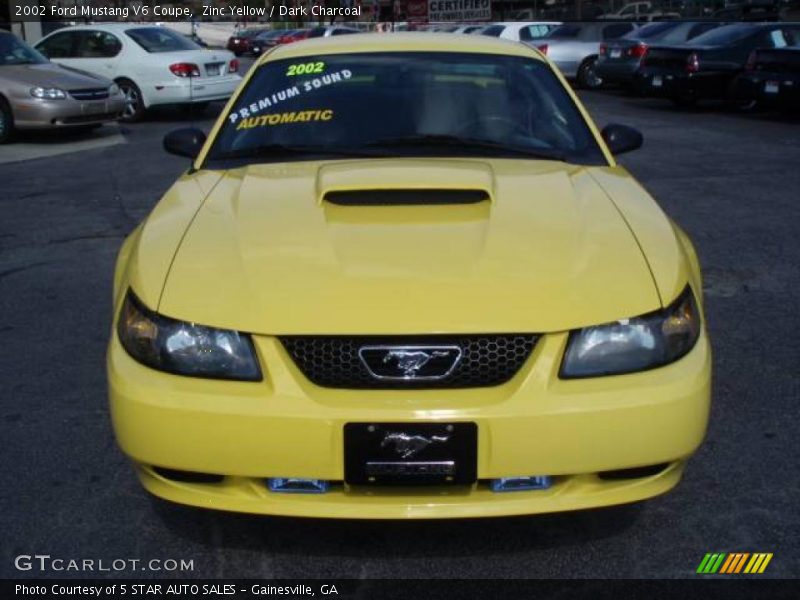 Zinc Yellow / Dark Charcoal 2002 Ford Mustang V6 Coupe