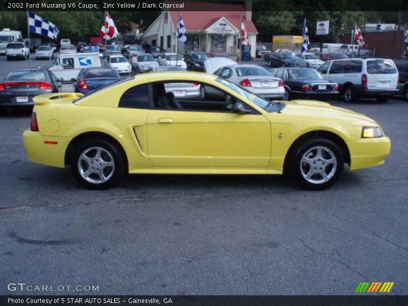 Zinc Yellow / Dark Charcoal 2002 Ford Mustang V6 Coupe