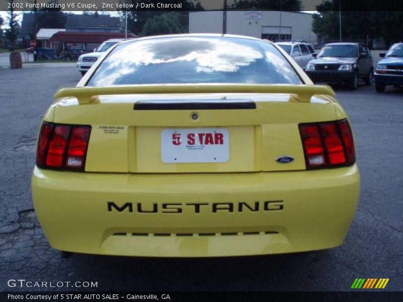 Zinc Yellow / Dark Charcoal 2002 Ford Mustang V6 Coupe