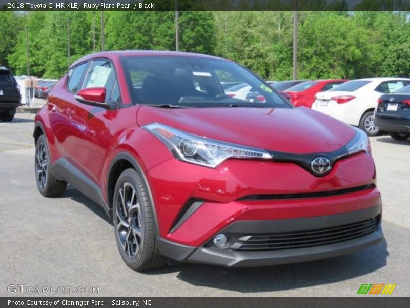 Front 3/4 View of 2018 C-HR XLE
