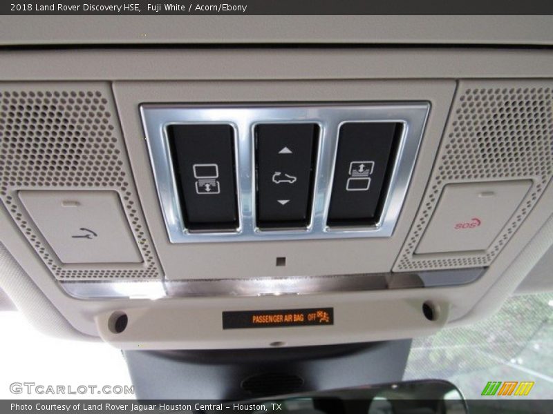 Fuji White / Acorn/Ebony 2018 Land Rover Discovery HSE