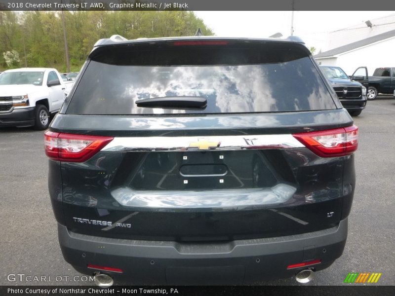 Graphite Metallic / Jet Black 2018 Chevrolet Traverse LT AWD