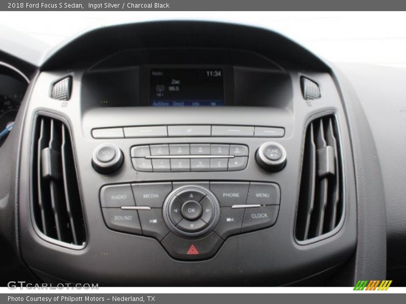 Ingot Silver / Charcoal Black 2018 Ford Focus S Sedan