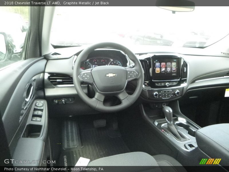 Graphite Metallic / Jet Black 2018 Chevrolet Traverse LT AWD