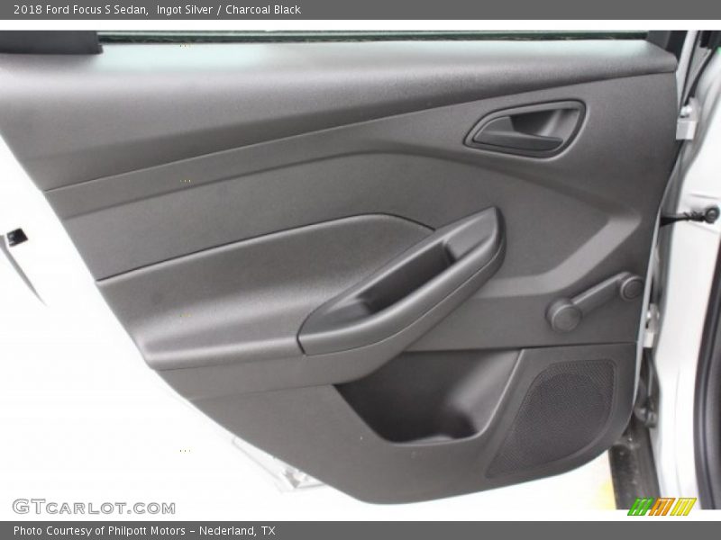 Ingot Silver / Charcoal Black 2018 Ford Focus S Sedan