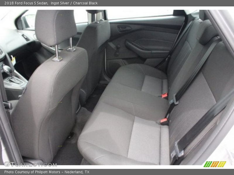 Ingot Silver / Charcoal Black 2018 Ford Focus S Sedan