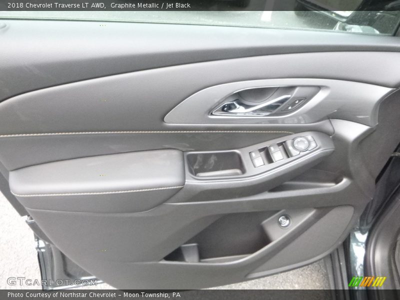 Graphite Metallic / Jet Black 2018 Chevrolet Traverse LT AWD