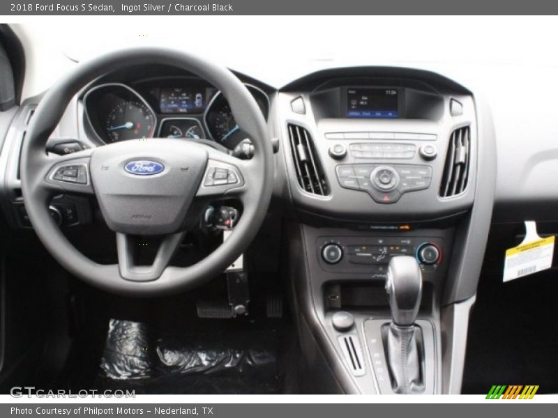 Ingot Silver / Charcoal Black 2018 Ford Focus S Sedan