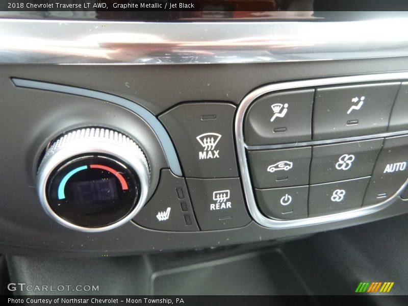 Graphite Metallic / Jet Black 2018 Chevrolet Traverse LT AWD