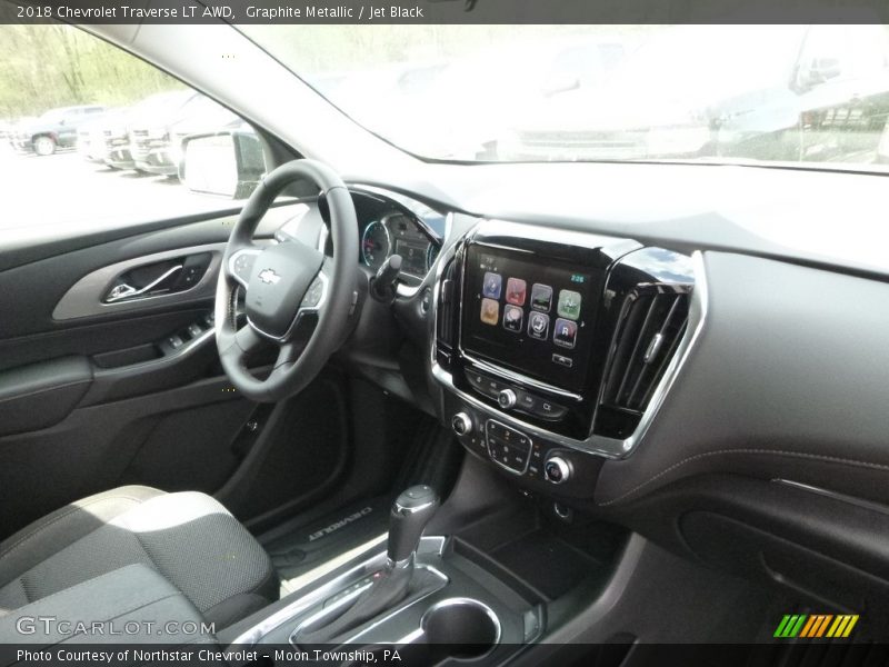 Graphite Metallic / Jet Black 2018 Chevrolet Traverse LT AWD