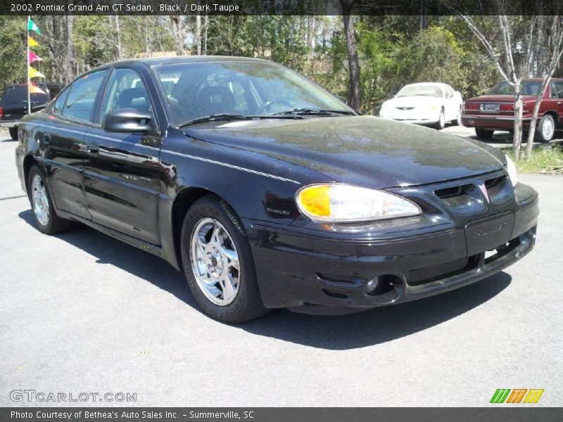 Black / Dark Taupe 2002 Pontiac Grand Am GT Sedan
