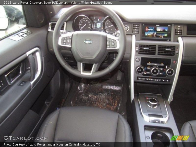 Yulong White Metallic / Ebony 2018 Land Rover Discovery Sport HSE Luxury