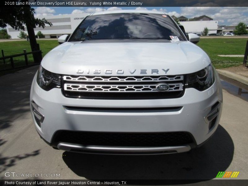 Yulong White Metallic / Ebony 2018 Land Rover Discovery Sport HSE Luxury