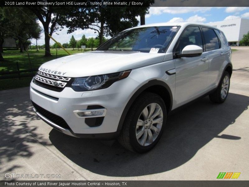 Yulong White Metallic / Ebony 2018 Land Rover Discovery Sport HSE Luxury
