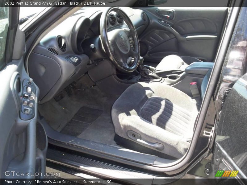 Black / Dark Taupe 2002 Pontiac Grand Am GT Sedan