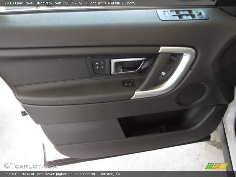 Yulong White Metallic / Ebony 2018 Land Rover Discovery Sport HSE Luxury