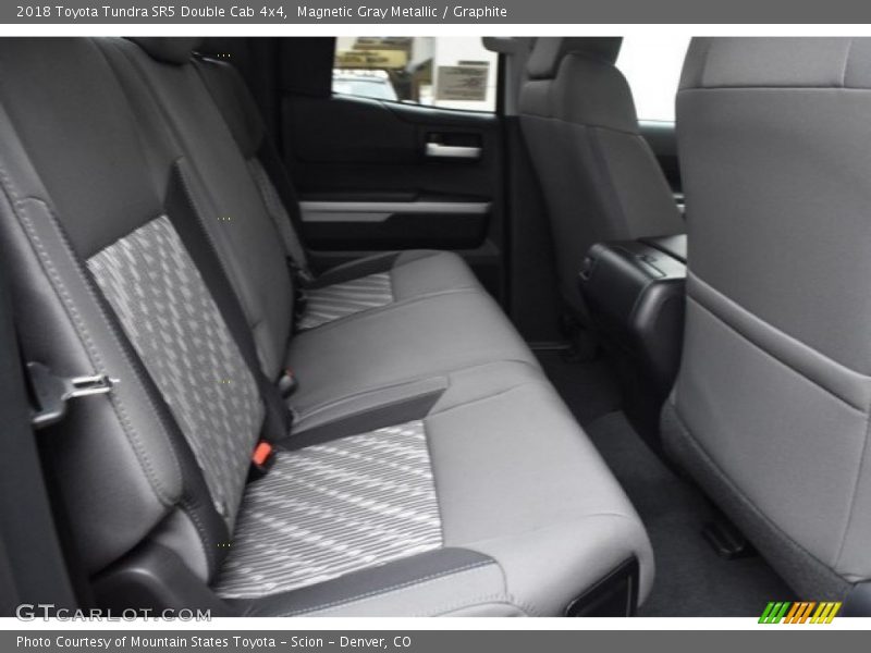 Magnetic Gray Metallic / Graphite 2018 Toyota Tundra SR5 Double Cab 4x4
