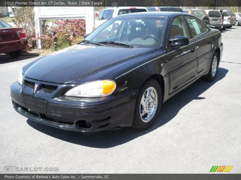 Black / Dark Taupe 2002 Pontiac Grand Am GT Sedan