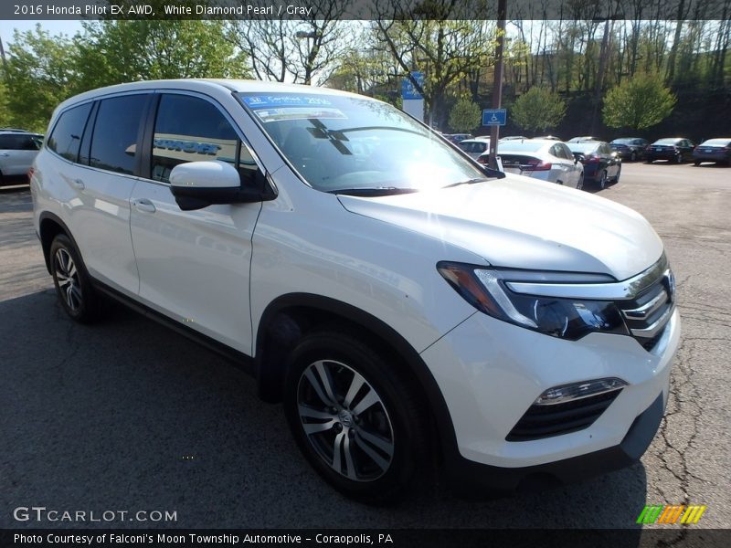 White Diamond Pearl / Gray 2016 Honda Pilot EX AWD
