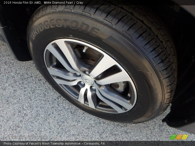 White Diamond Pearl / Gray 2016 Honda Pilot EX AWD