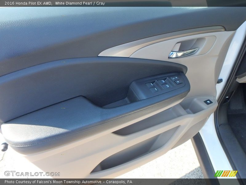White Diamond Pearl / Gray 2016 Honda Pilot EX AWD