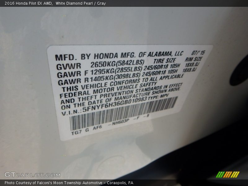 White Diamond Pearl / Gray 2016 Honda Pilot EX AWD