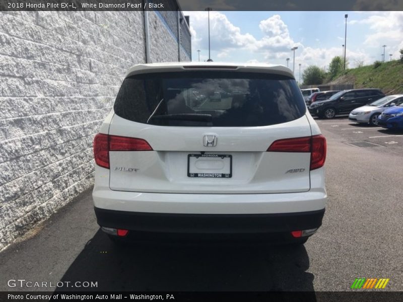White Diamond Pearl / Black 2018 Honda Pilot EX-L