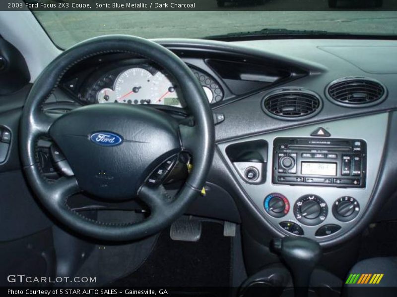 Sonic Blue Metallic / Dark Charcoal 2003 Ford Focus ZX3 Coupe