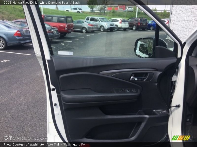 White Diamond Pearl / Black 2018 Honda Pilot EX-L