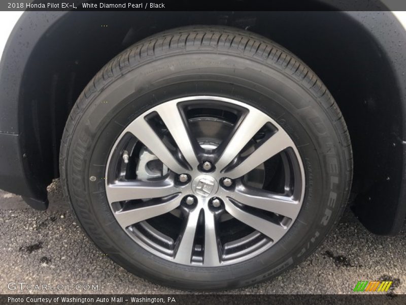 White Diamond Pearl / Black 2018 Honda Pilot EX-L
