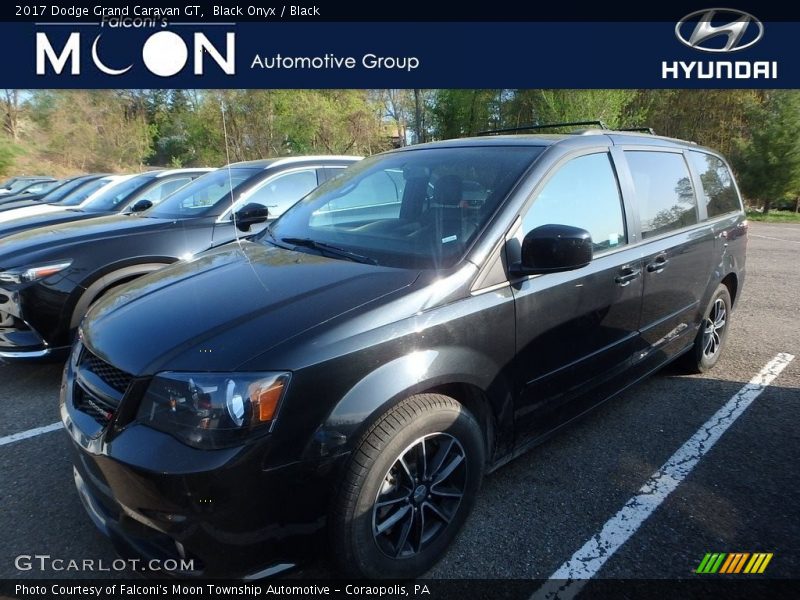 Black Onyx / Black 2017 Dodge Grand Caravan GT