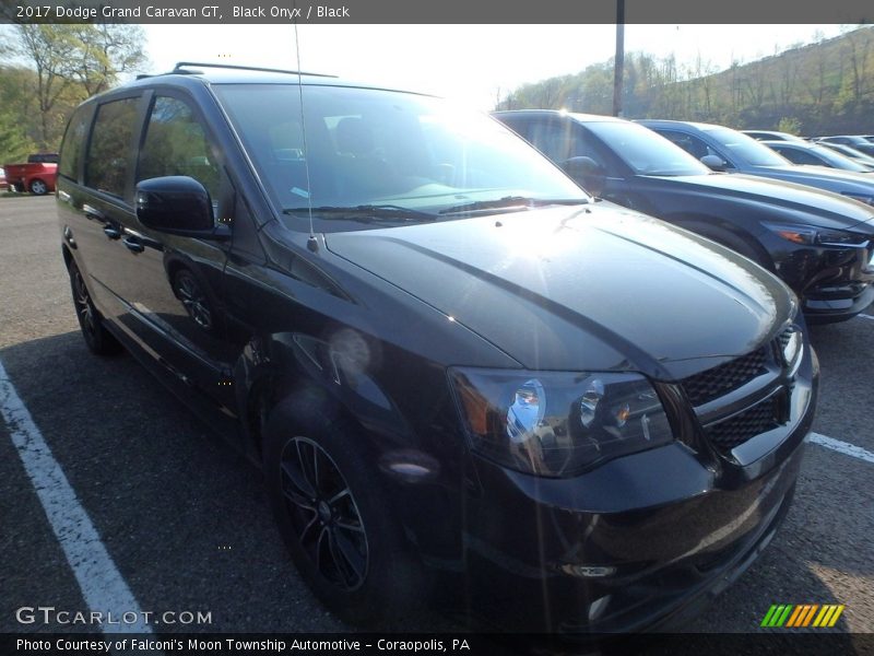 Black Onyx / Black 2017 Dodge Grand Caravan GT