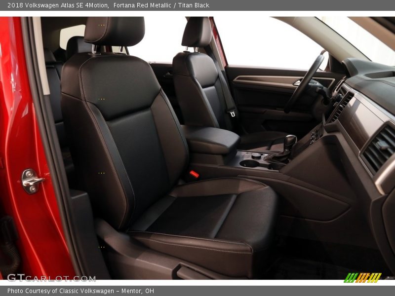 Fortana Red Metallic / Titan Black 2018 Volkswagen Atlas SE 4Motion