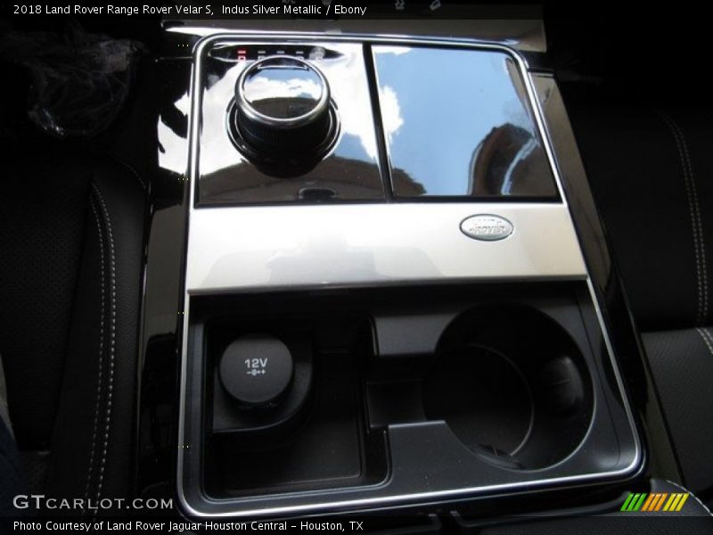 Indus Silver Metallic / Ebony 2018 Land Rover Range Rover Velar S
