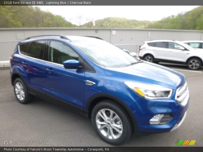 Lightning Blue / Charcoal Black 2018 Ford Escape SE 4WD