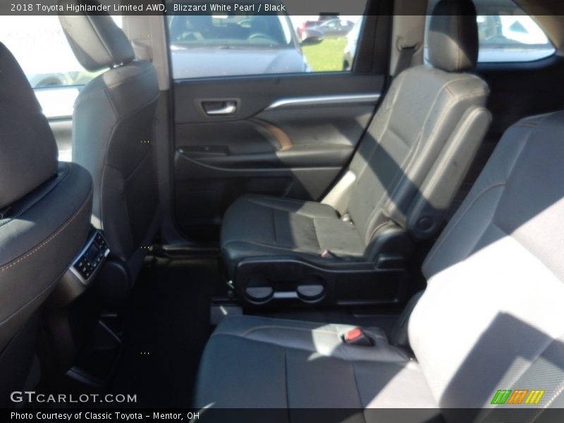 Blizzard White Pearl / Black 2018 Toyota Highlander Limited AWD