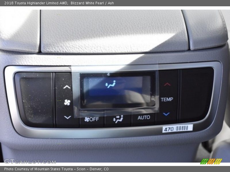 Blizzard White Pearl / Ash 2018 Toyota Highlander Limited AWD