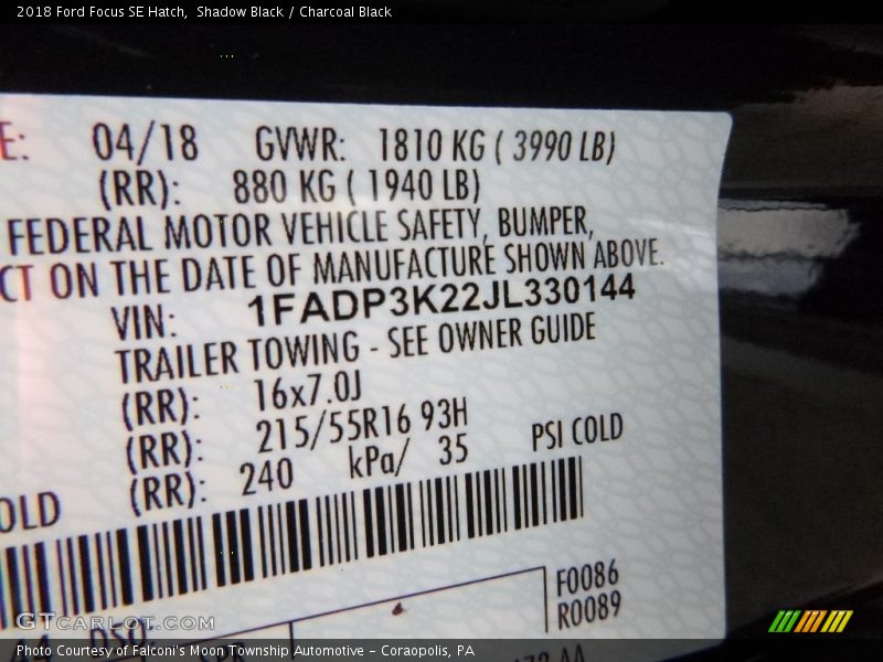 Shadow Black / Charcoal Black 2018 Ford Focus SE Hatch