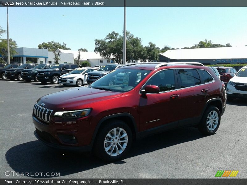 Velvet Red Pearl / Black 2019 Jeep Cherokee Latitude