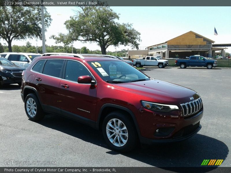 Velvet Red Pearl / Black 2019 Jeep Cherokee Latitude