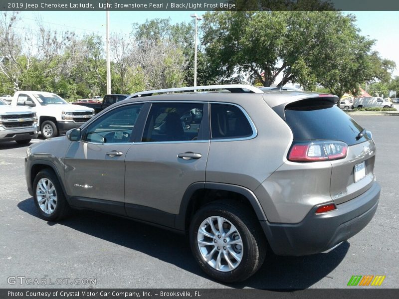 Light Brownstone Pearl / Black/Light Frost Beige 2019 Jeep Cherokee Latitude