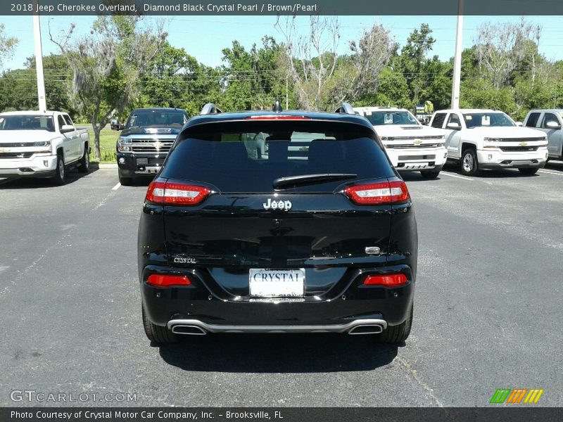 Diamond Black Crystal Pearl / Brown/Pearl 2018 Jeep Cherokee Overland
