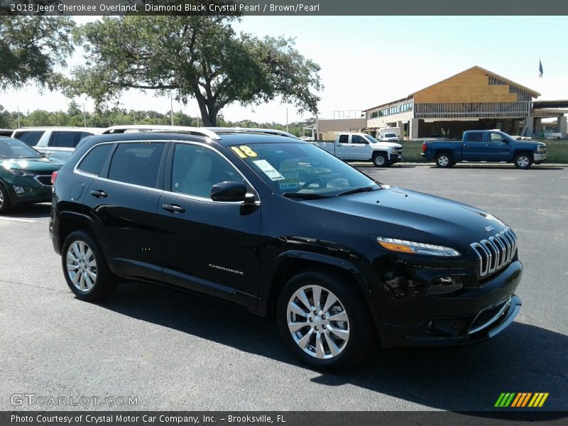 Diamond Black Crystal Pearl / Brown/Pearl 2018 Jeep Cherokee Overland
