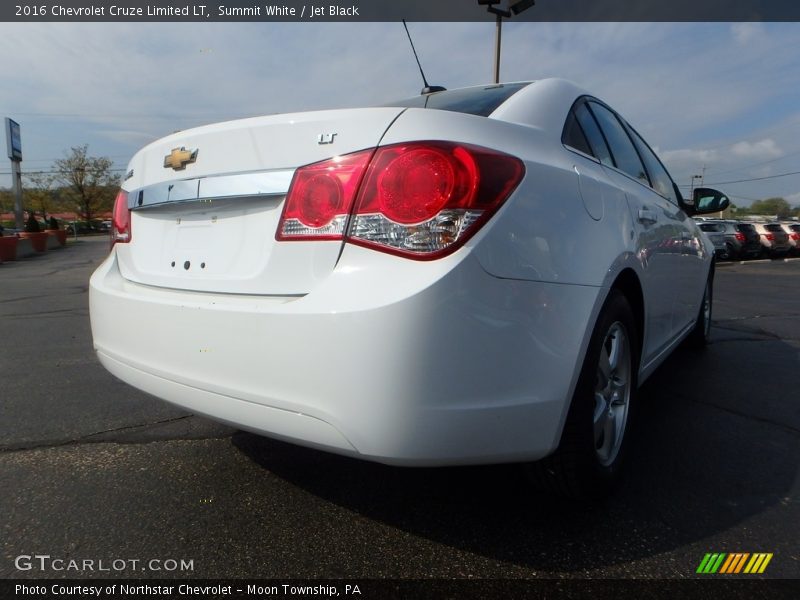 Summit White / Jet Black 2016 Chevrolet Cruze Limited LT