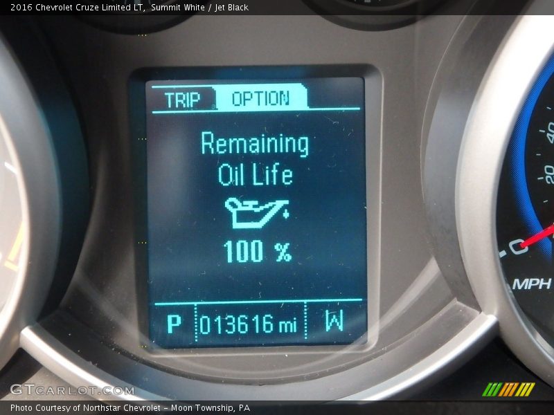Summit White / Jet Black 2016 Chevrolet Cruze Limited LT