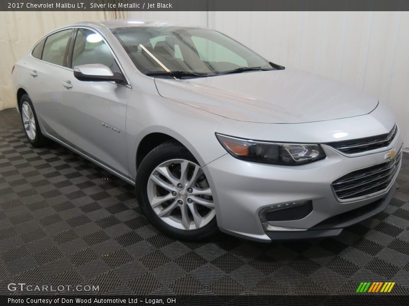 Silver Ice Metallic / Jet Black 2017 Chevrolet Malibu LT