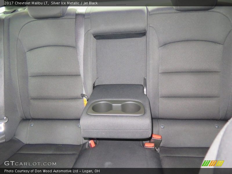 Silver Ice Metallic / Jet Black 2017 Chevrolet Malibu LT