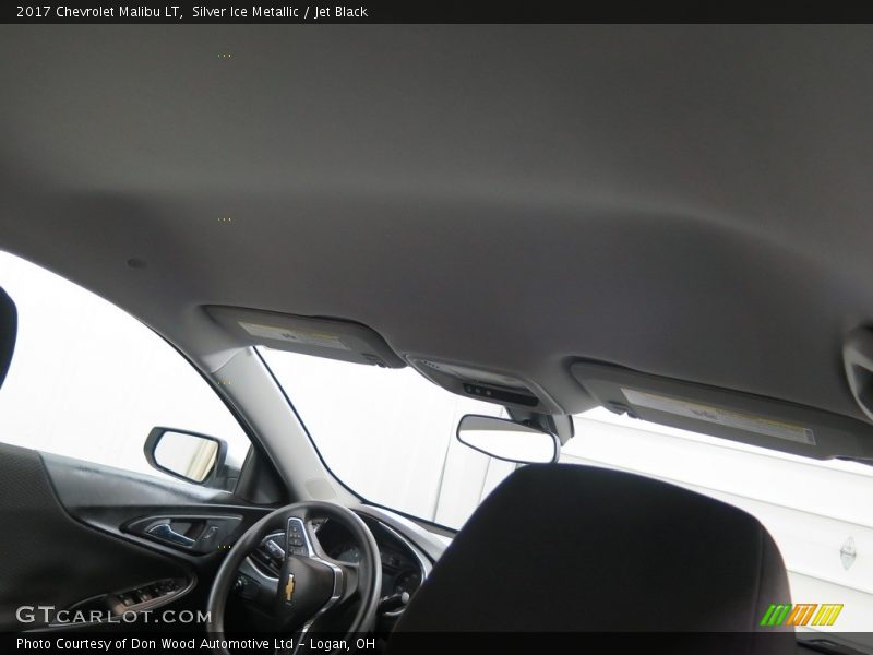 Silver Ice Metallic / Jet Black 2017 Chevrolet Malibu LT