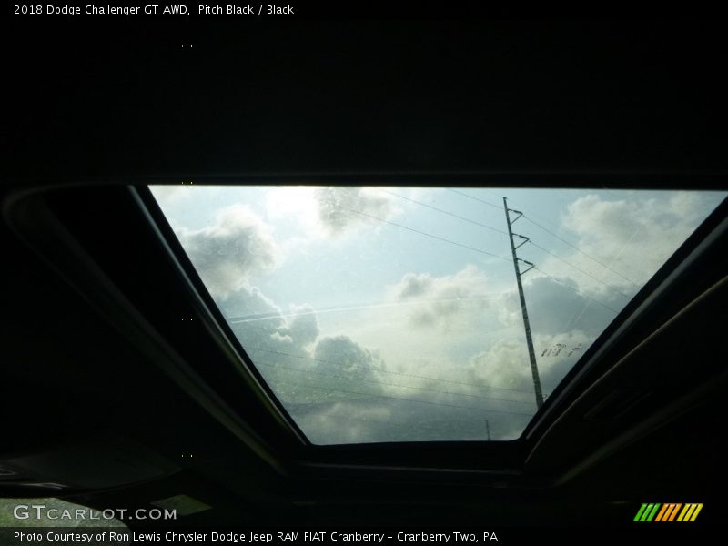 Pitch Black / Black 2018 Dodge Challenger GT AWD