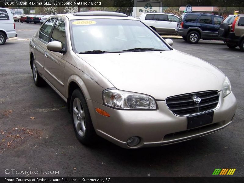 Sunlit Sand Metallic / Blond 2000 Nissan Maxima GLE
